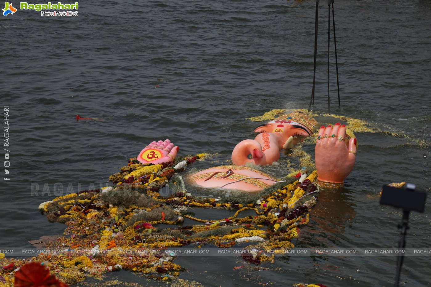 Khairatabad Ganesh Nimajjanam 2024 at Tank Bund in Hyderabad