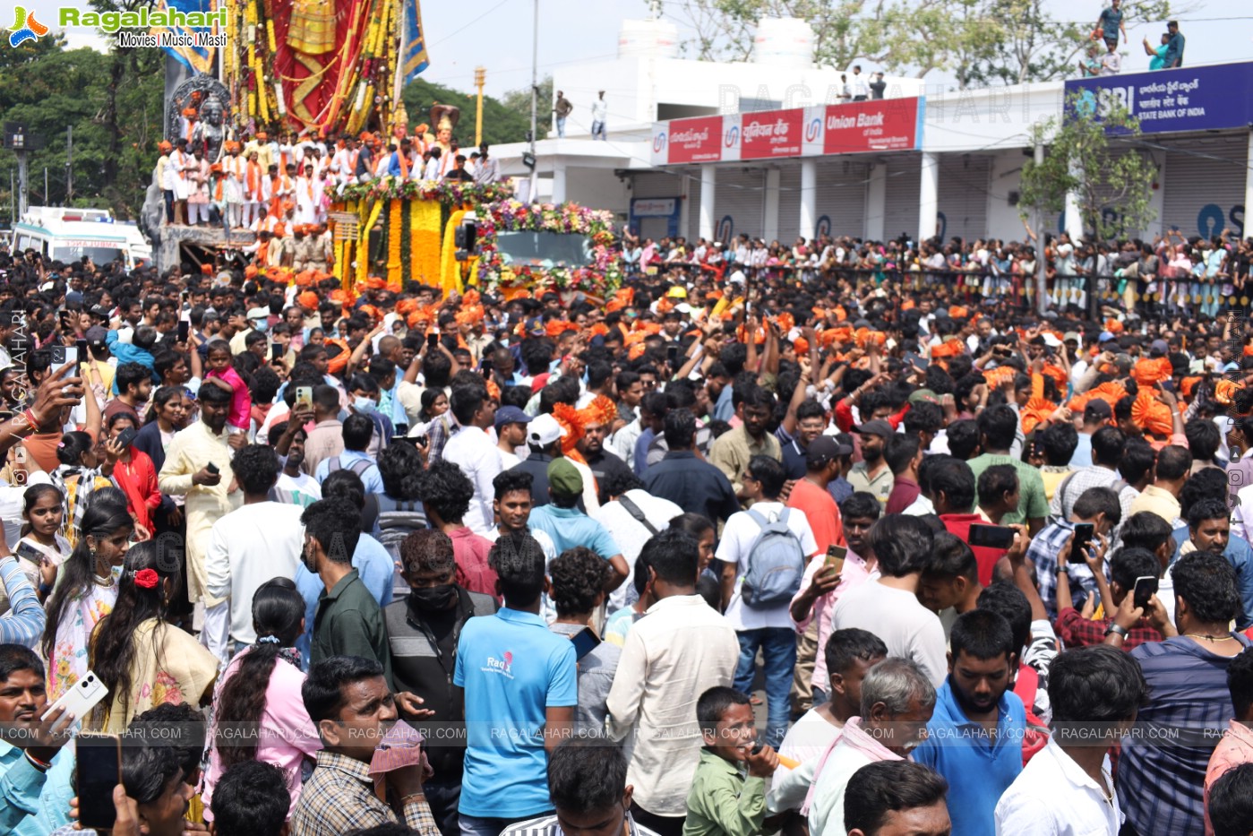 Khairatabad Ganesh Nimajjanam 2024 at Tank Bund in Hyderabad