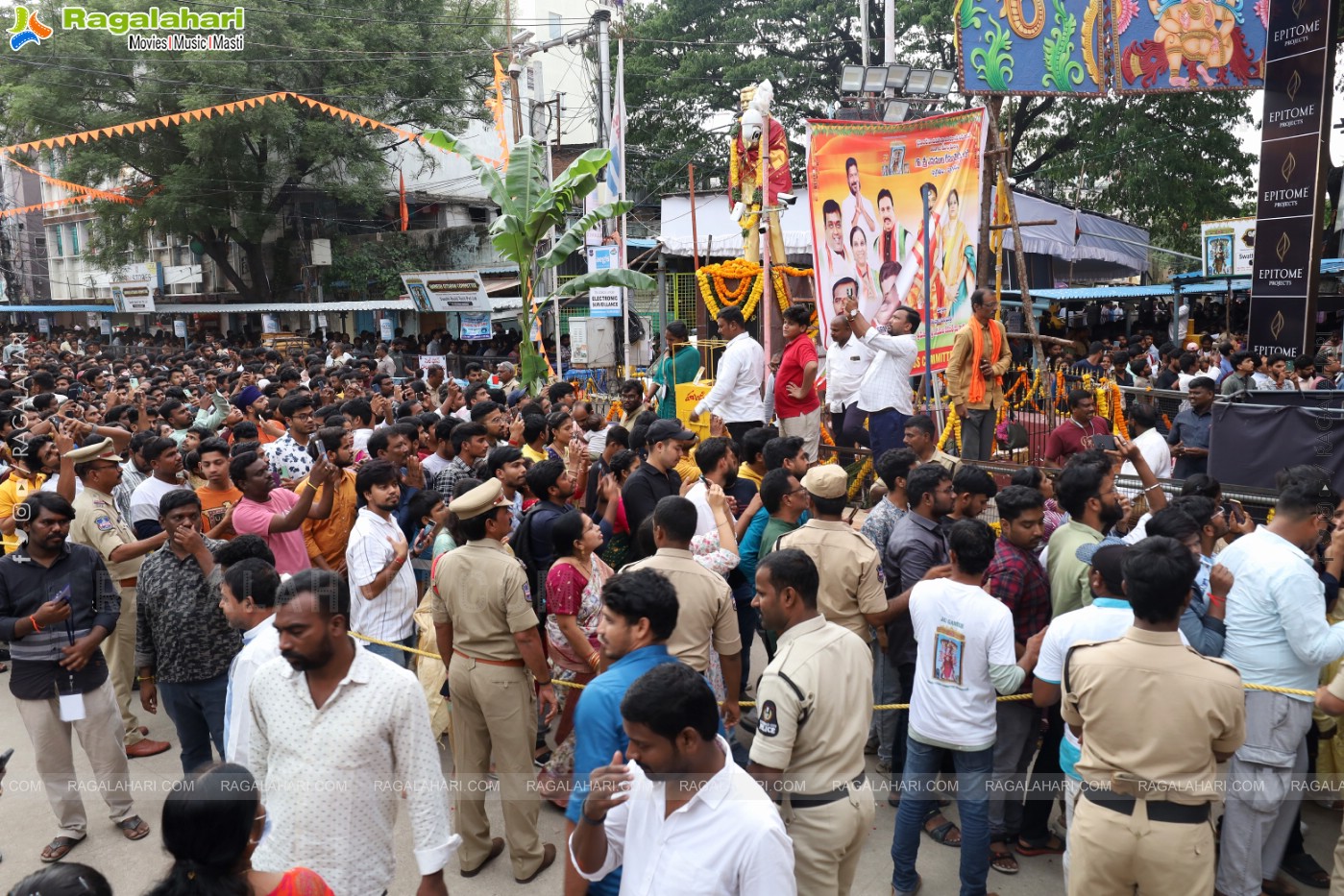 Khairathabad Ganesh 2024 as Sri Saptamukha Maha Shakti Ganapathi- 70 feet Tall Idol