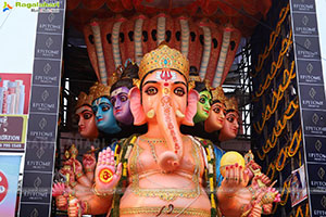 Khairathabad Ganesh as Sri Saptamukha Maha Shakti Ganapathi