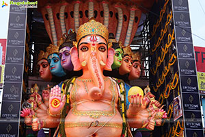 Khairathabad Ganesh as Sri Saptamukha Maha Shakti Ganapathi