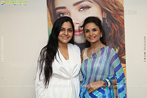 Geet Gupta Art Gallery Exhibition at Muse Art Gallery, Hyd