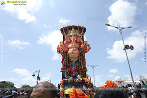 Khairatabad Ganesh Nimajjanam 2025 at Tank Bund in Hyderabad