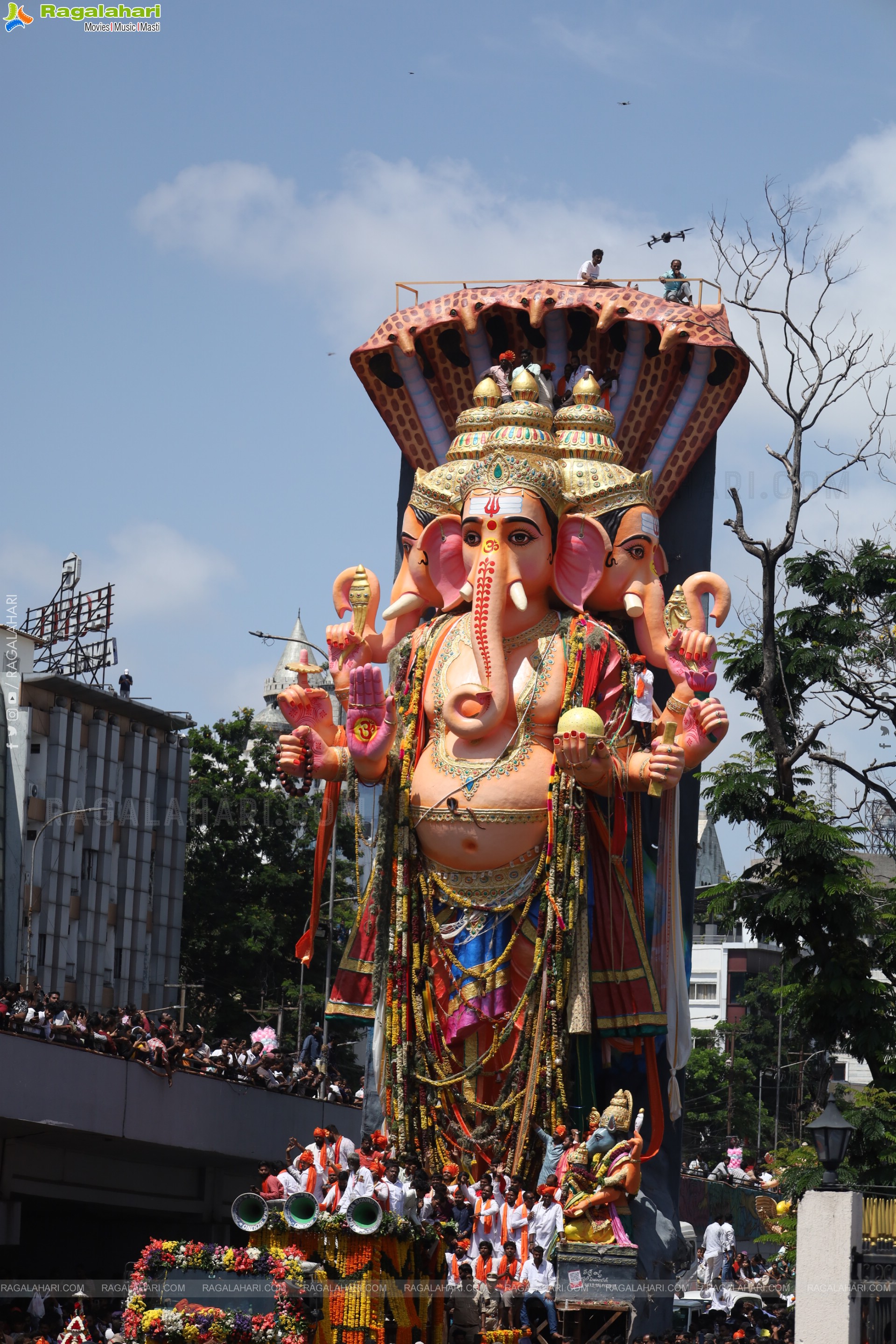 Khairatabad Ganesh Nimajjanam 2025 at Tank Bund in Hyderabad	