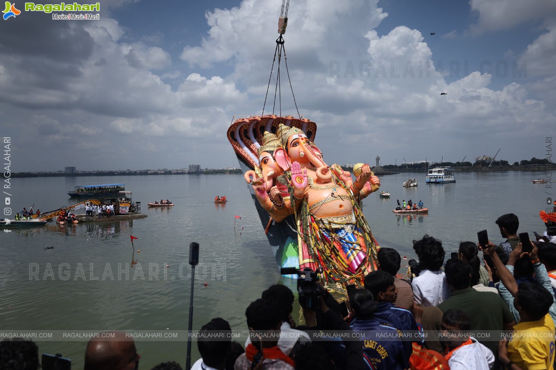 Khairatabad Ganesh Nimajjanam 2025 at Tank Bund in Hyderabad	