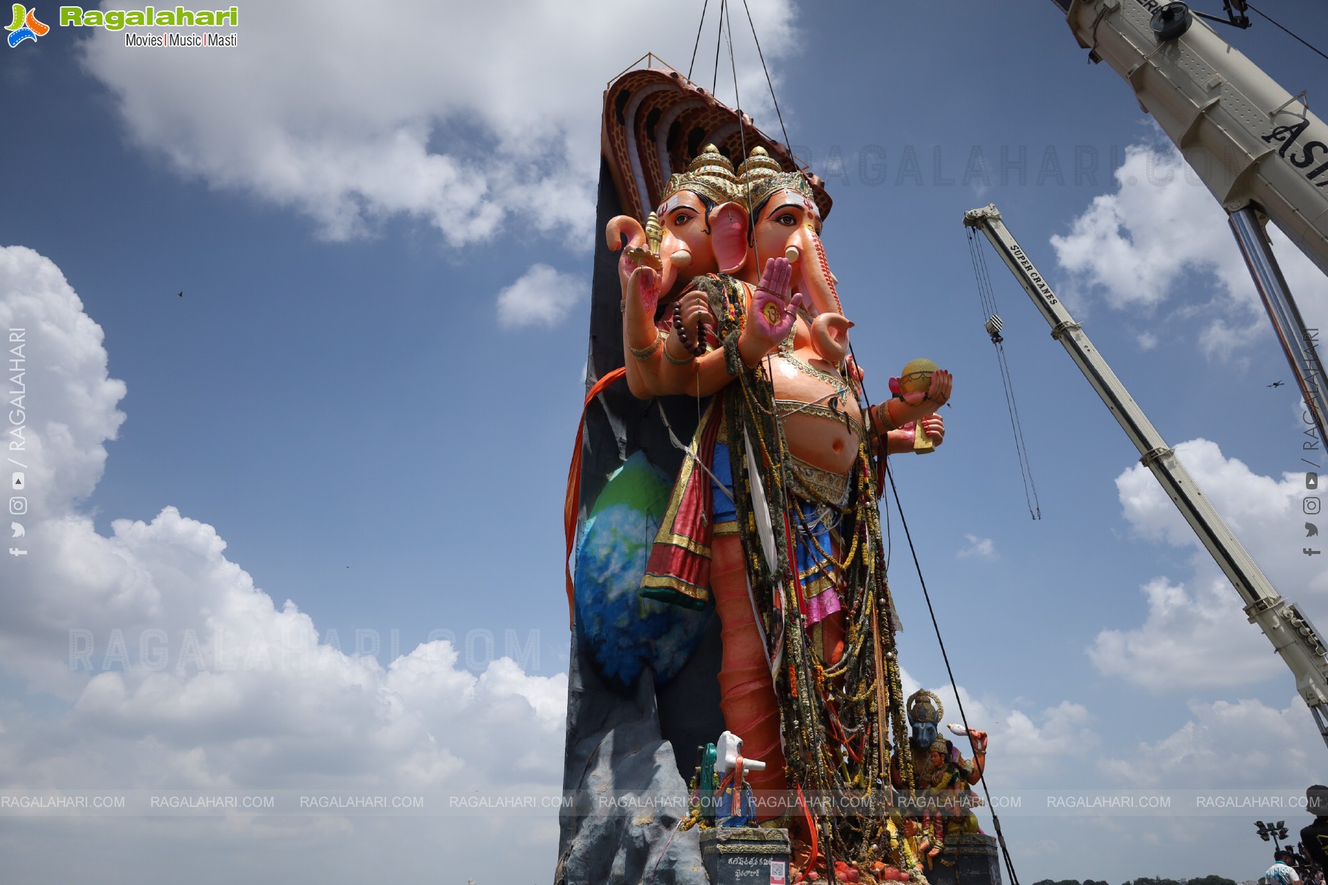 Khairatabad Ganesh Nimajjanam 2025 at Tank Bund in Hyderabad	