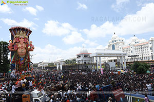Khairatabad Ganesh Nimajjanam 2025 at Tank Bund in Hyderabad