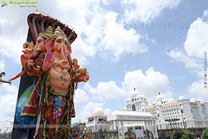 Khairatabad Ganesh Nimajjanam 2025 at Tank Bund in Hyderabad