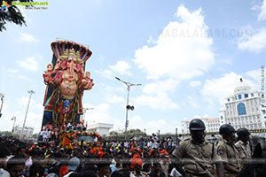 Khairatabad Ganesh Nimajjanam 2025 at Tank Bund in Hyderabad
