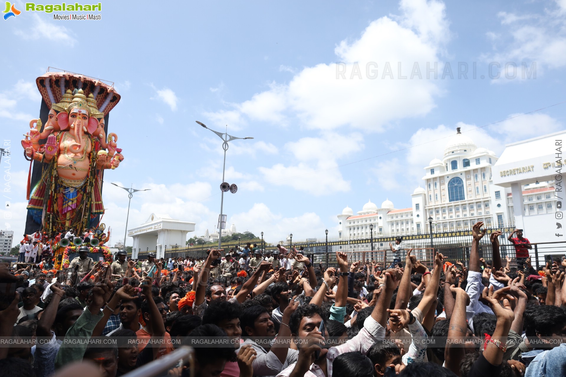 Khairatabad Ganesh Nimajjanam 2025 at Tank Bund in Hyderabad	