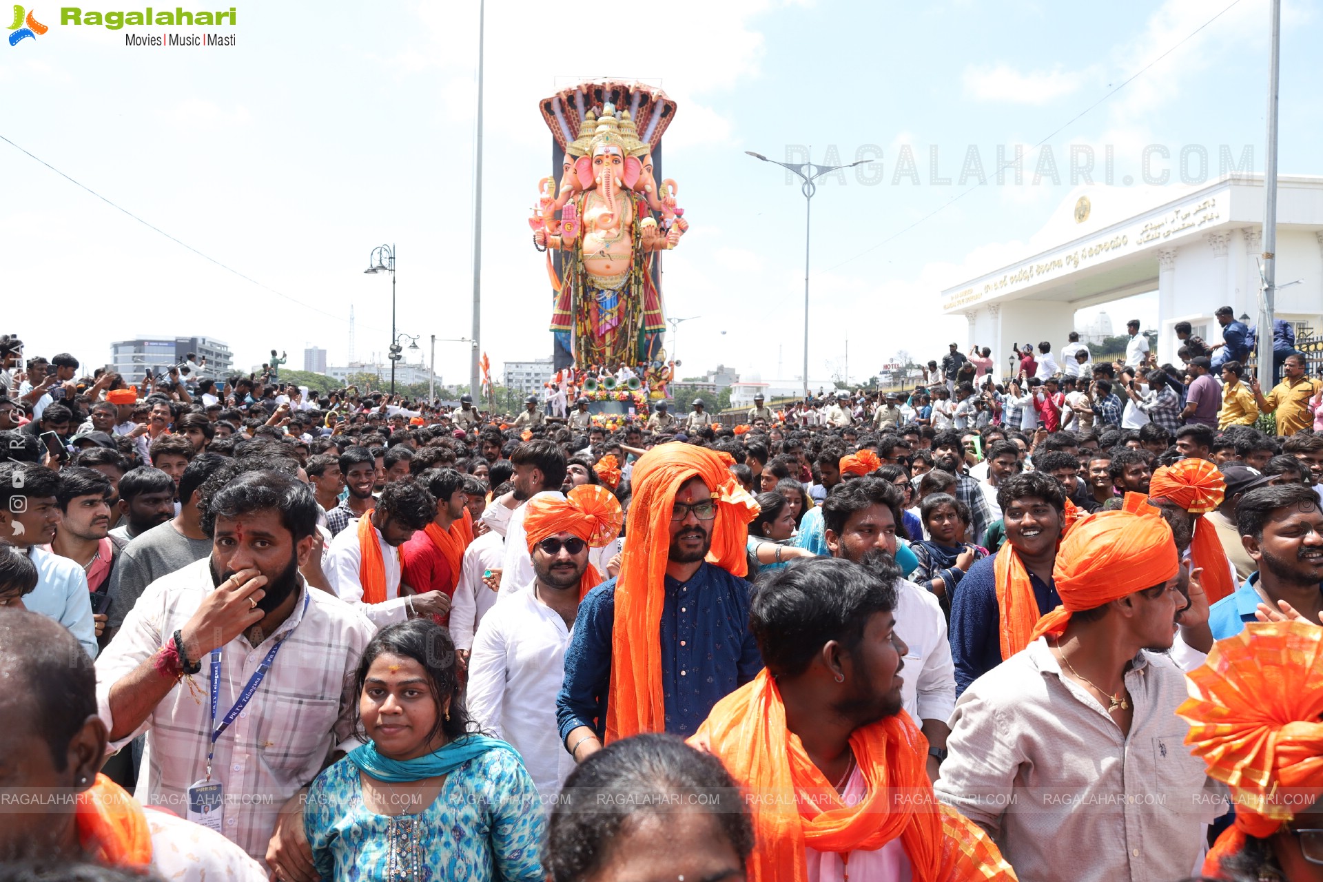 Khairatabad Ganesh Nimajjanam 2025 at Tank Bund in Hyderabad	