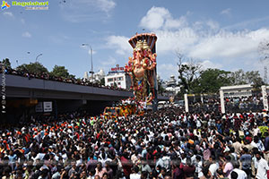 Khairatabad Ganesh Nimajjanam 2025 at Tank Bund in Hyderabad