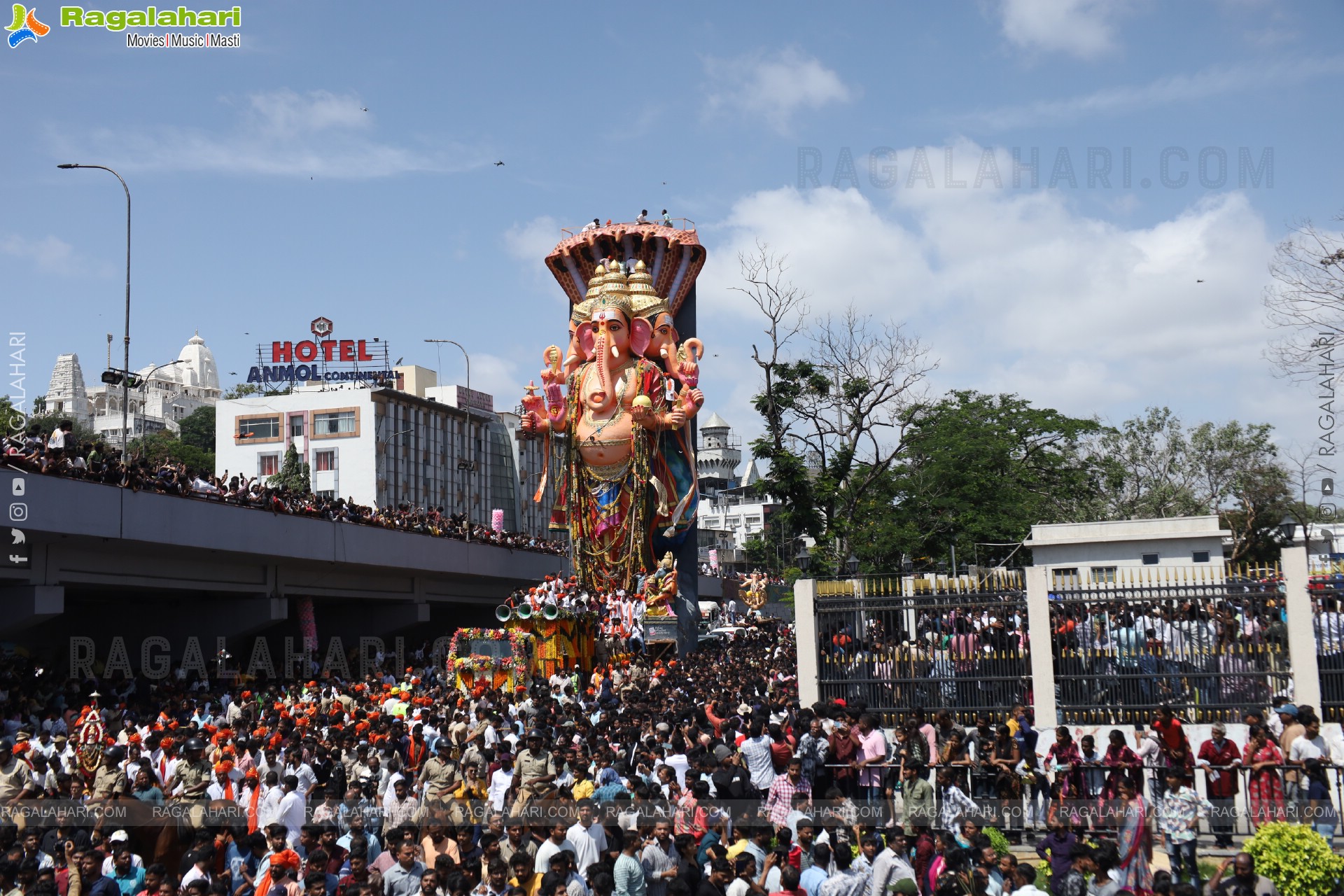 Khairatabad Ganesh Nimajjanam 2025 at Tank Bund in Hyderabad	