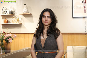 Orange Tree Presents Swoon in India: A Cross Culture Convers