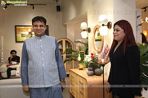 Orange Tree Presents Swoon in India: A Cross Culture Convers