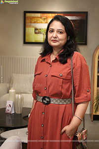 Orange Tree Presents Swoon in India: A Cross Culture Convers