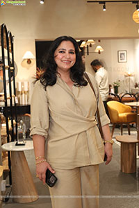 Orange Tree Presents Swoon in India: A Cross Culture Convers