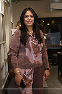 Orange Tree Presents Swoon in India: A Cross Culture Convers
