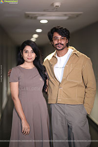 Aasmaan Movie Teaser Launch Event, Press Meet 