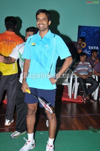 Nagarjuna, Amala at Gopichand Badminton Academy