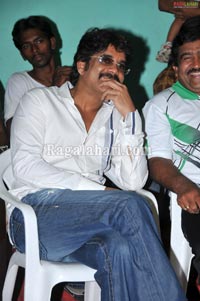 Nagarjuna, Amala at Gopichand Badminton Academy