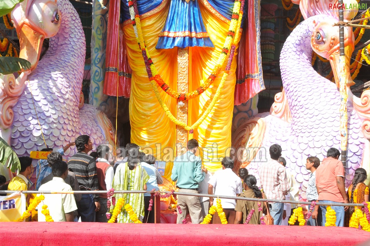 Khairatabad Ganesh Idols 2010