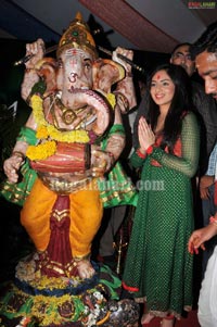 Nikeesha Patel Performs Puja For Paper Vinayaka at Prasadz