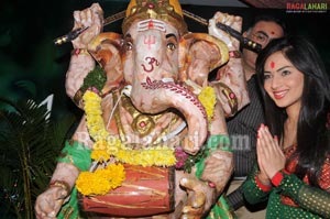 Nikeesha Patel Performs Puja For Paper Vinayaka at Prasadz