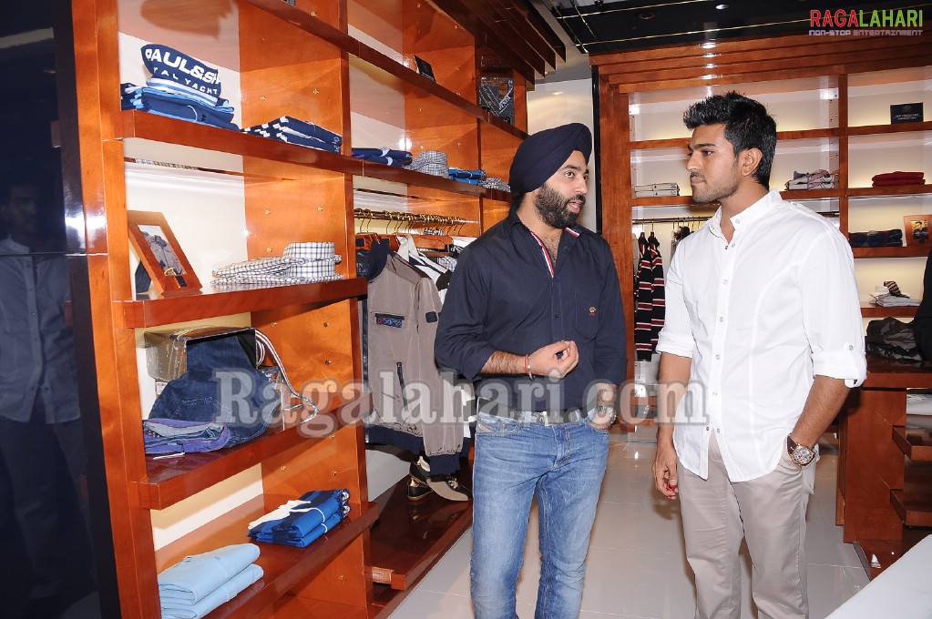 Paul & Shark Showroom Launch