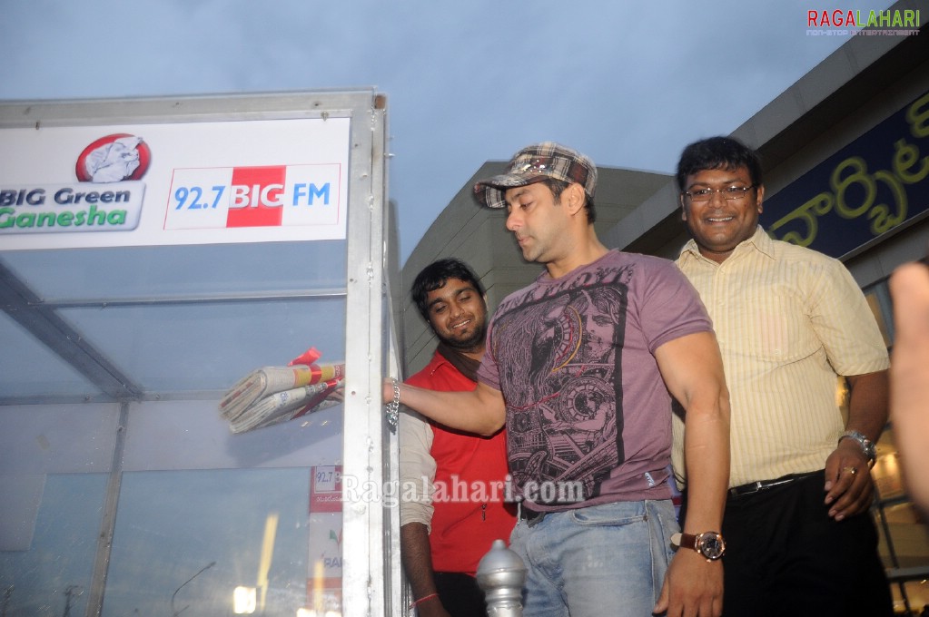 Dabangg Promotion @ Inorbit Mall, Hyd