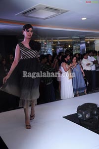 Shilpa Reddy Clothes Fashion Show at Rewania