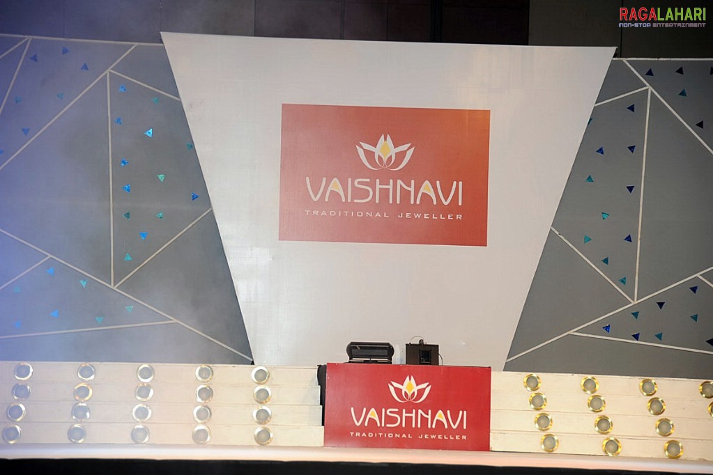 Vaishnavi Jewellers Fashion Show