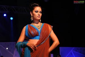 Vaishnavi Jewellers Fashion Show at Novotel