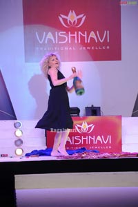 Vaishnavi Jewellers Fashion Show at Novotel