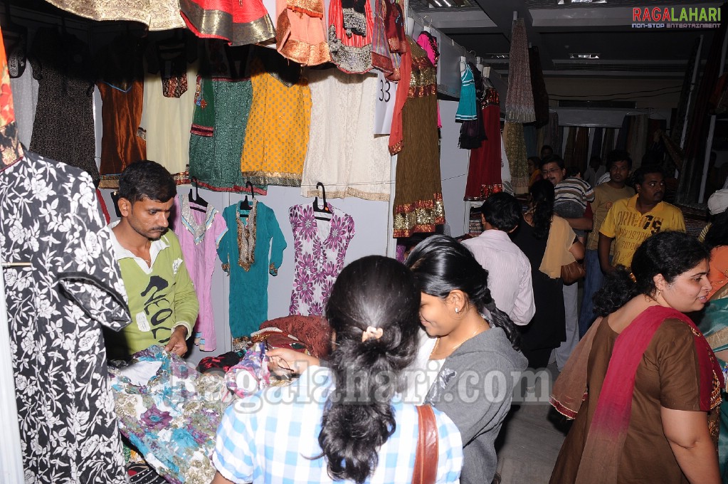 Vidya Rao Launches India Silks & Cotton Exhibition/Sale