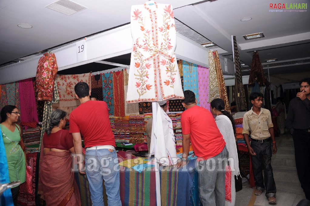 Vidya Rao Launches India Silks & Cotton Exhibition/Sale