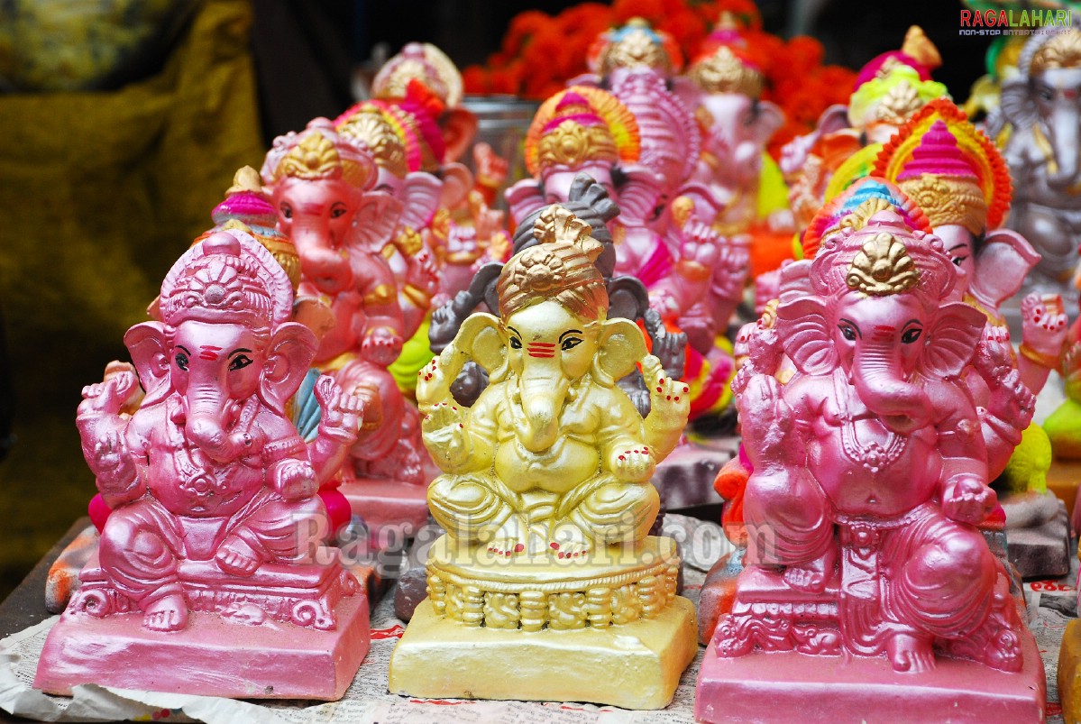 Vizag Ganesh Idols 2010