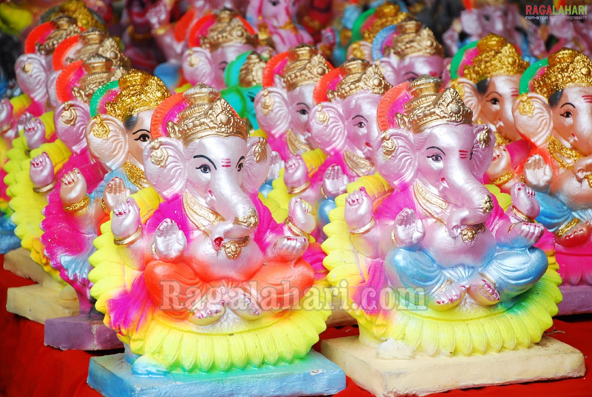 Vizag Ganesh Idols 2010