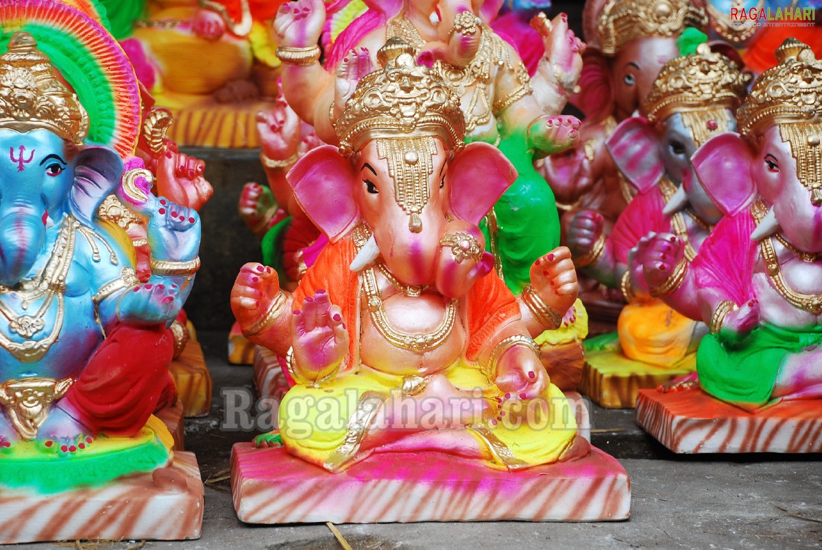 Vizag Ganesh Idols 2010