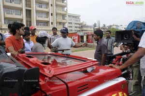 Vamsi Krishna, Roochika Babbar