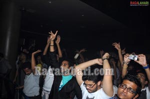 Nikeesha Patel at Hard Rock Cafe on September 16 2010