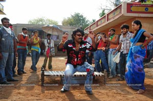 Ranga the Donga Working Stills