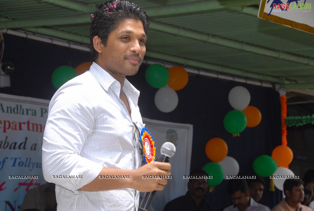 Allu Arjun supports Anti Child Labour