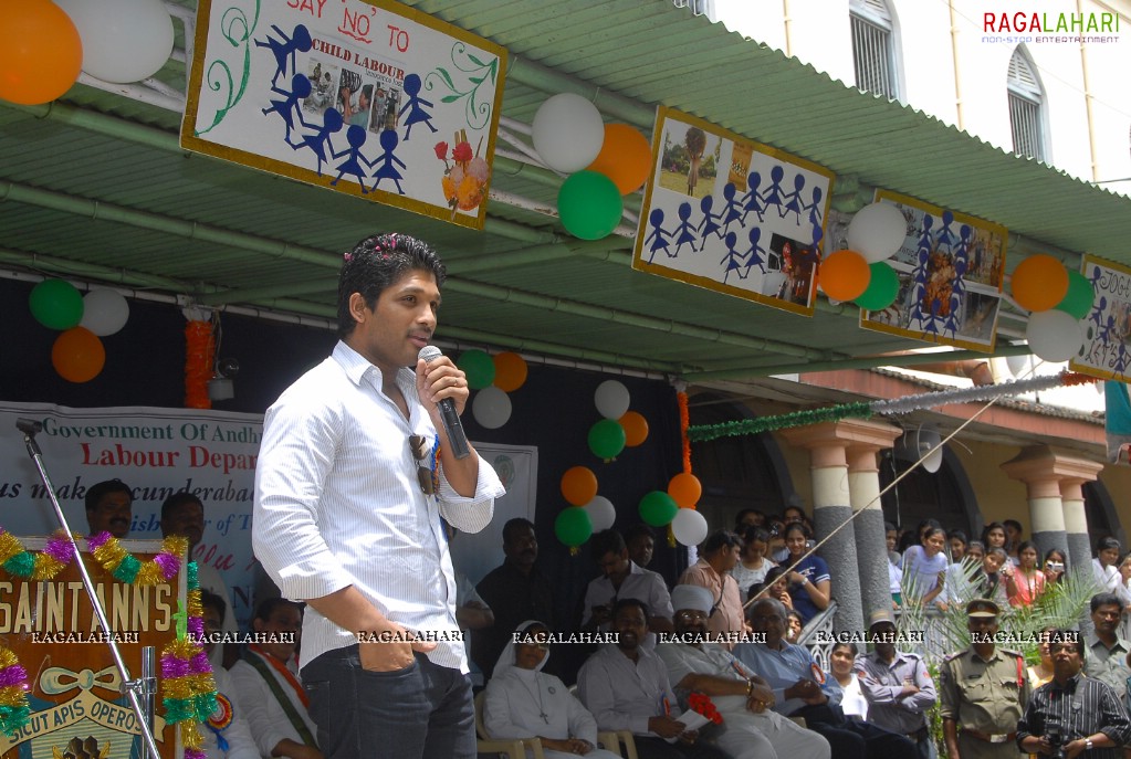 Allu Arjun supports Anti Child Labour