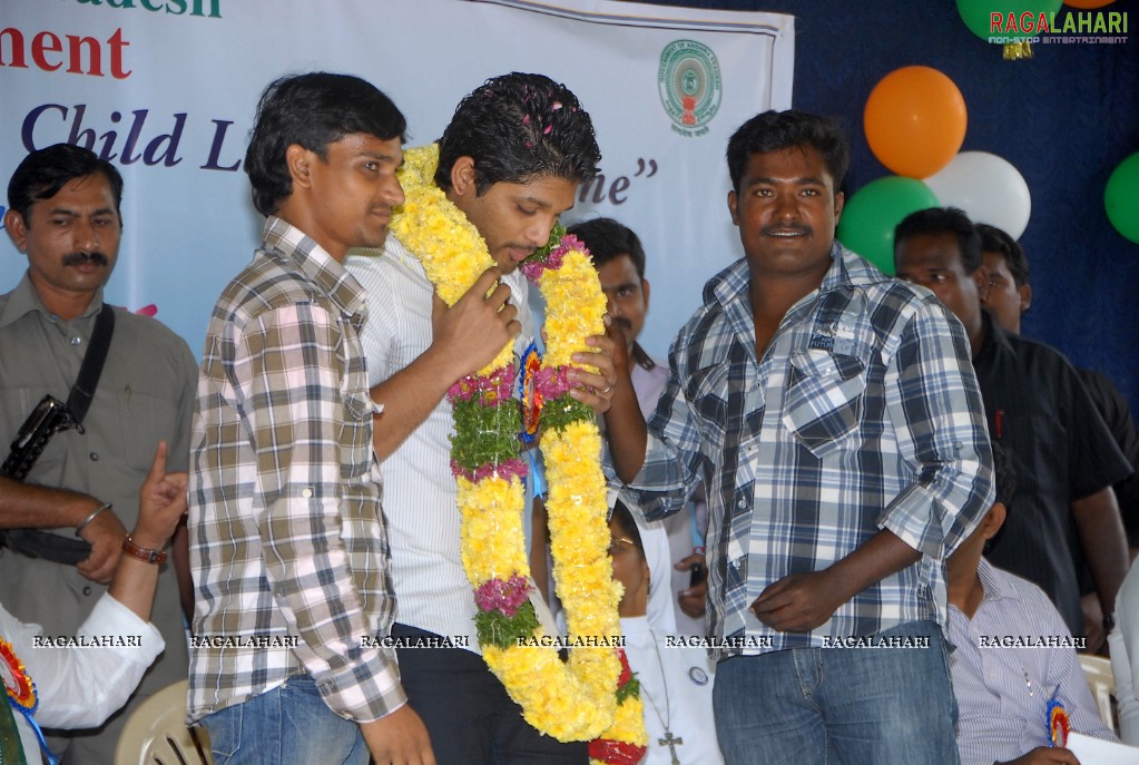 Allu Arjun supports Anti Child Labour