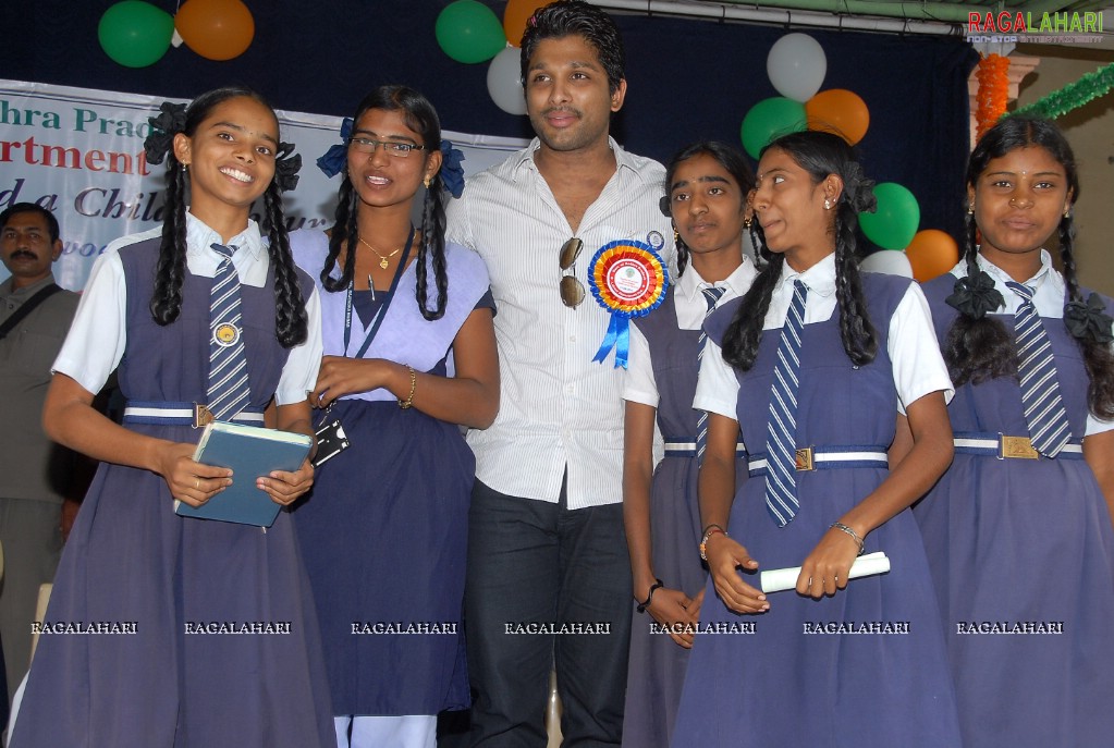 Allu Arjun supports Anti Child Labour