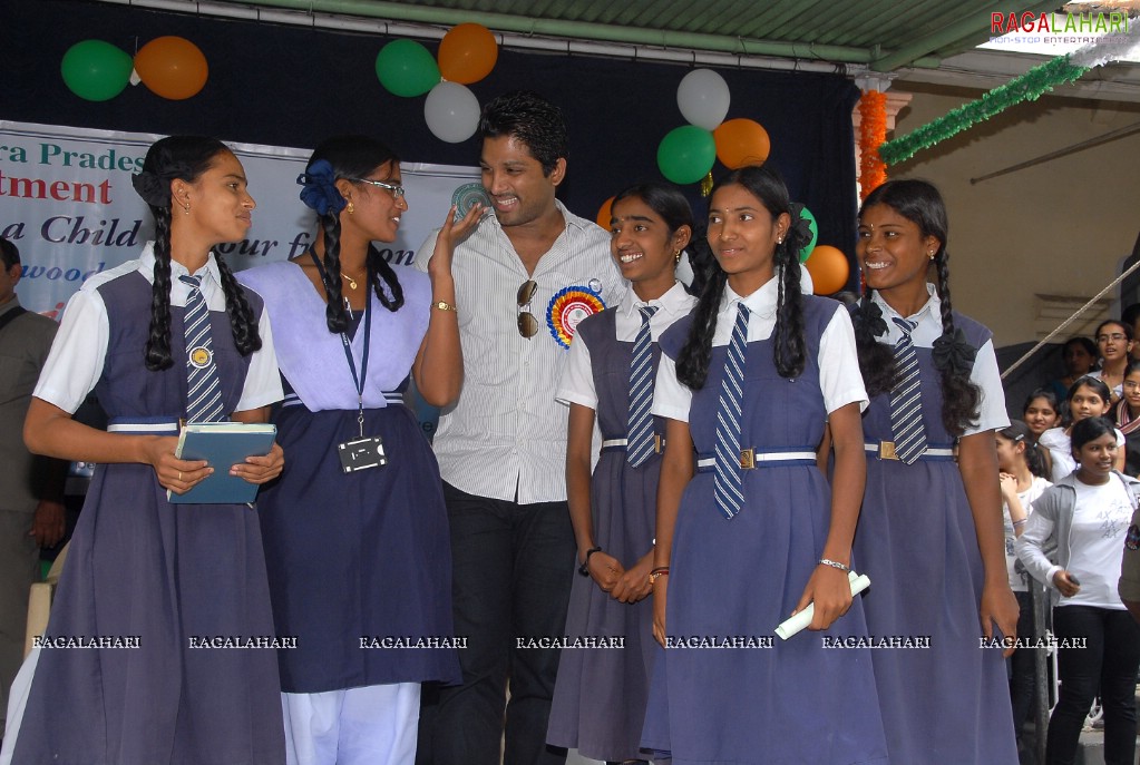 Allu Arjun supports Anti Child Labour