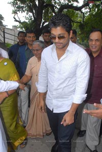 Allu Arjun promotes Anti Child Labour