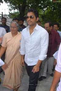 Allu Arjun promotes Anti Child Labour