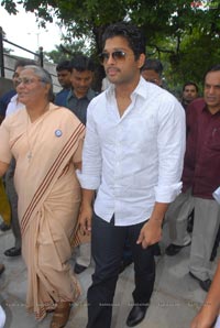 Allu Arjun promotes Anti Child Labour